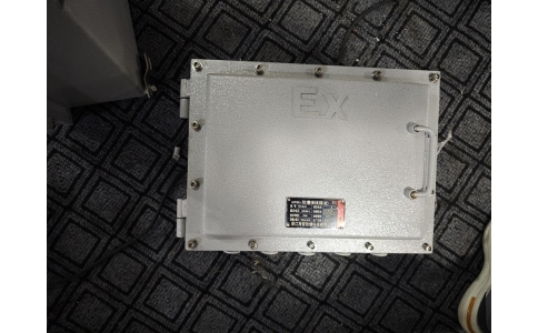 防爆接线箱 HZ-BJX-300-400-150 碳钢材质 ExdbIIBT6